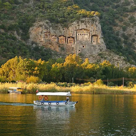 Hotell Palace Gokbel